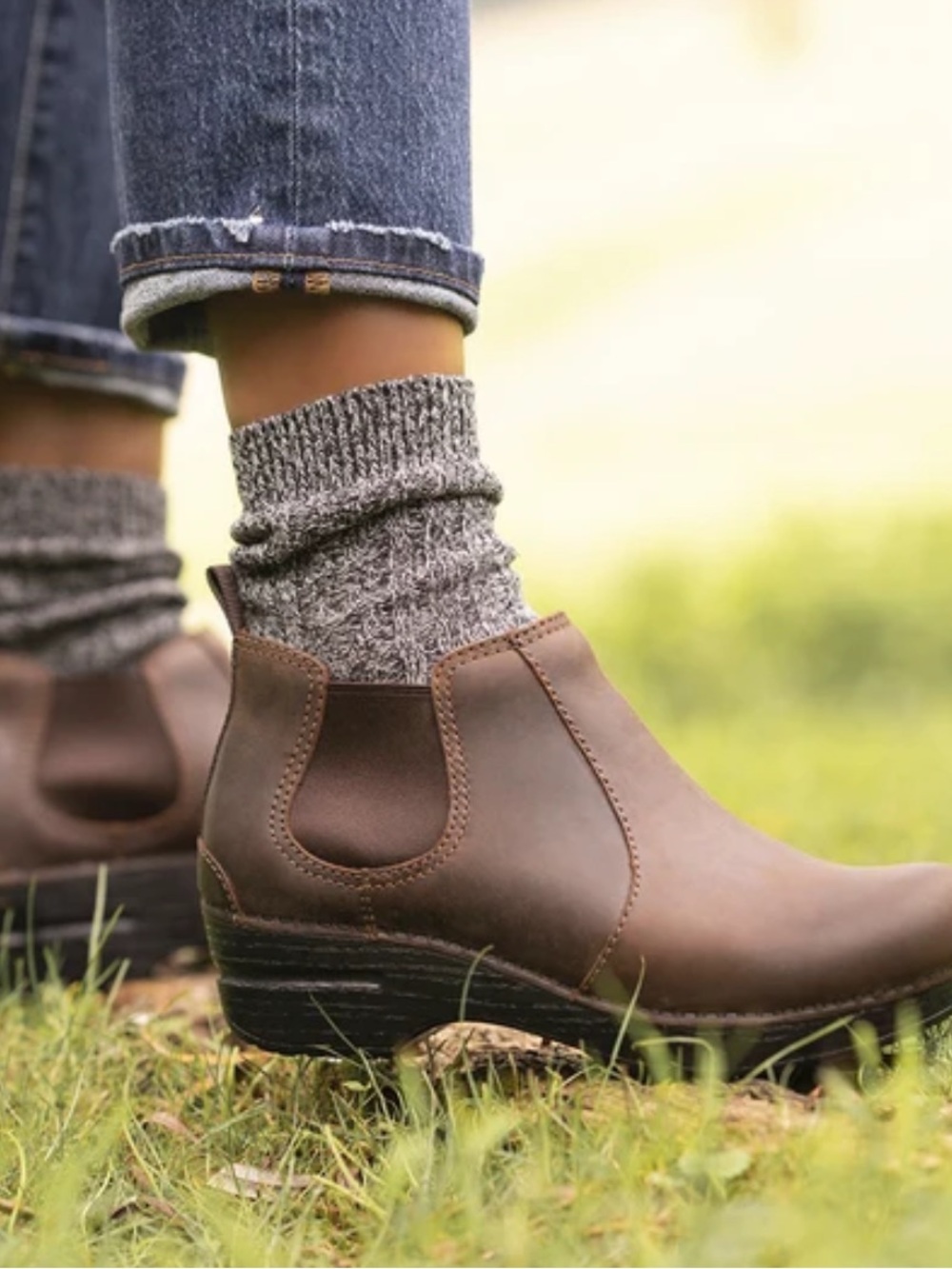Women Men's Black Slip-On Clog